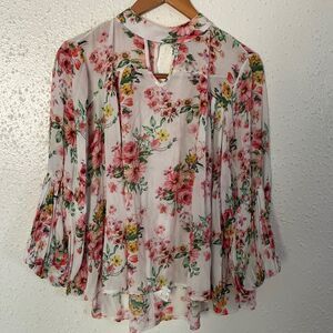LOLA | top | blouse | size large | balloon sleeves | floral | keyhole | shirt